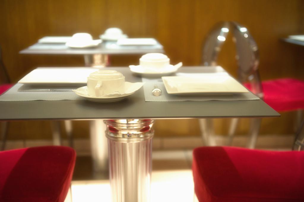 Hotel De Venise Париж Екстер'єр фото