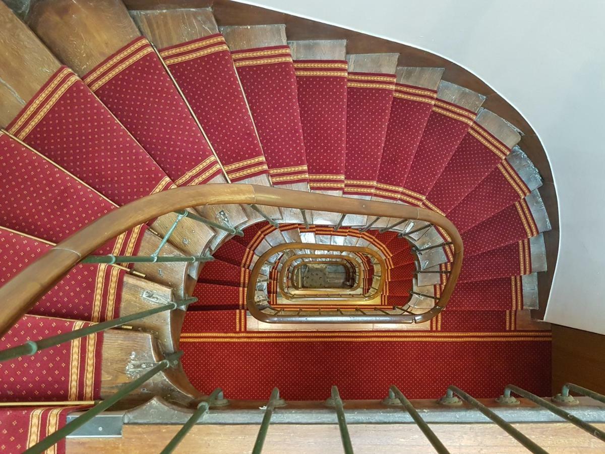 Hotel De Venise Париж Екстер'єр фото